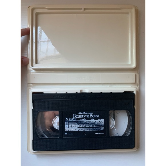 Disney Beauty and the Beast VHS - Picture 4 of 4